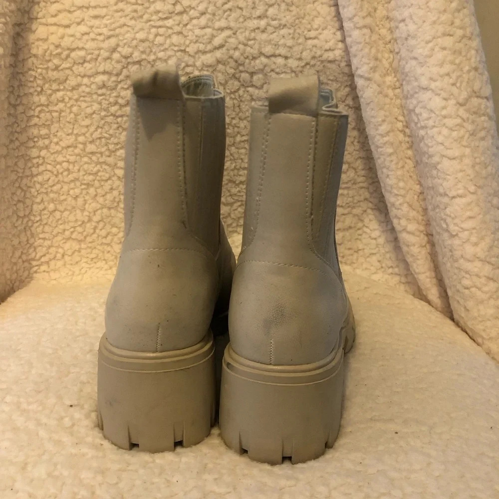 MIA Rigo Women’s Off-White Ankle Boots - Picture 8 of 10
